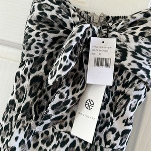 SOCIALITE ROMPER